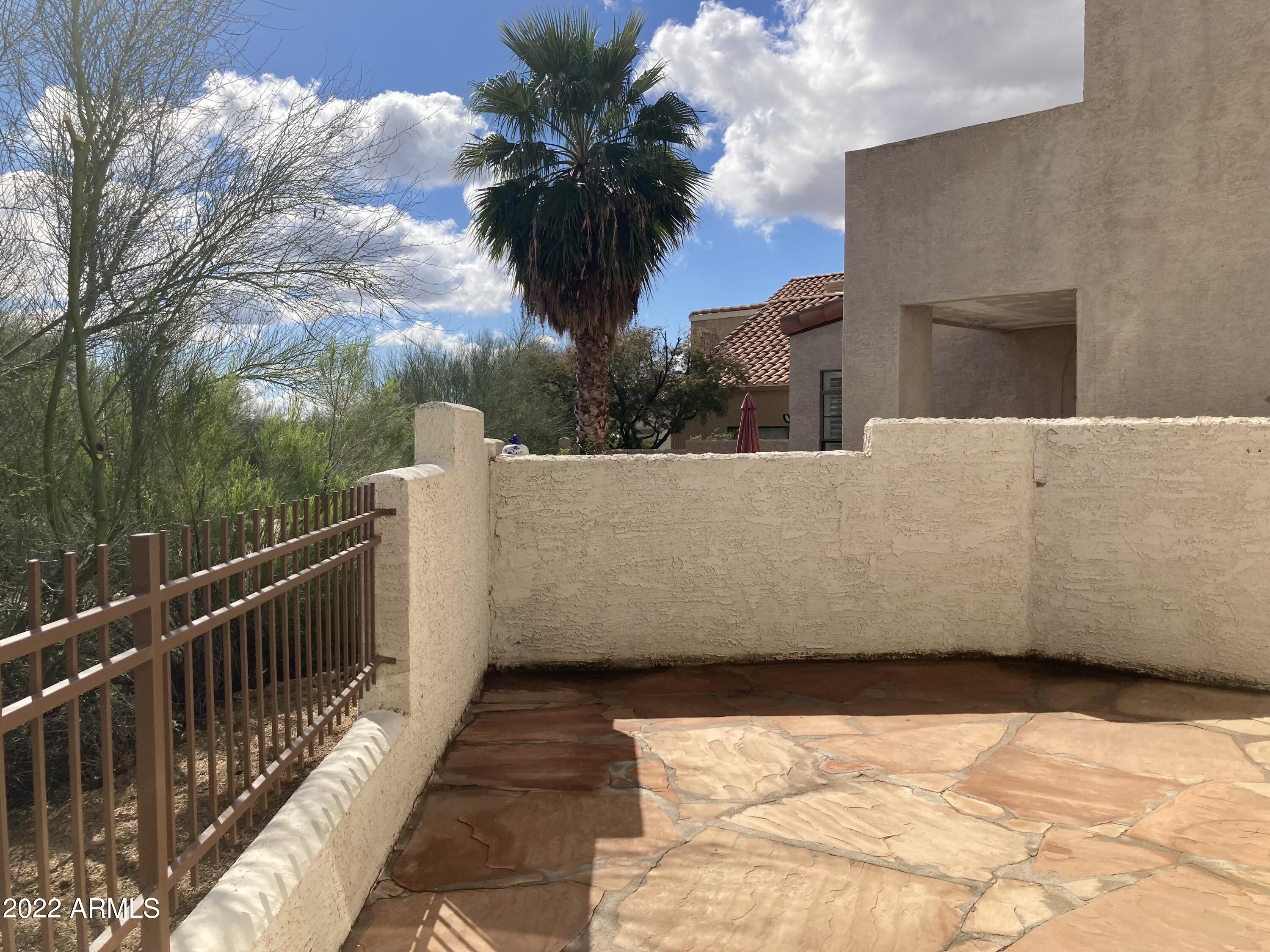 Scottsdale, Arizona 85255, United States, 2 Bedrooms Bedrooms, ,2 BathroomsBathrooms,Residential,Pending,219596