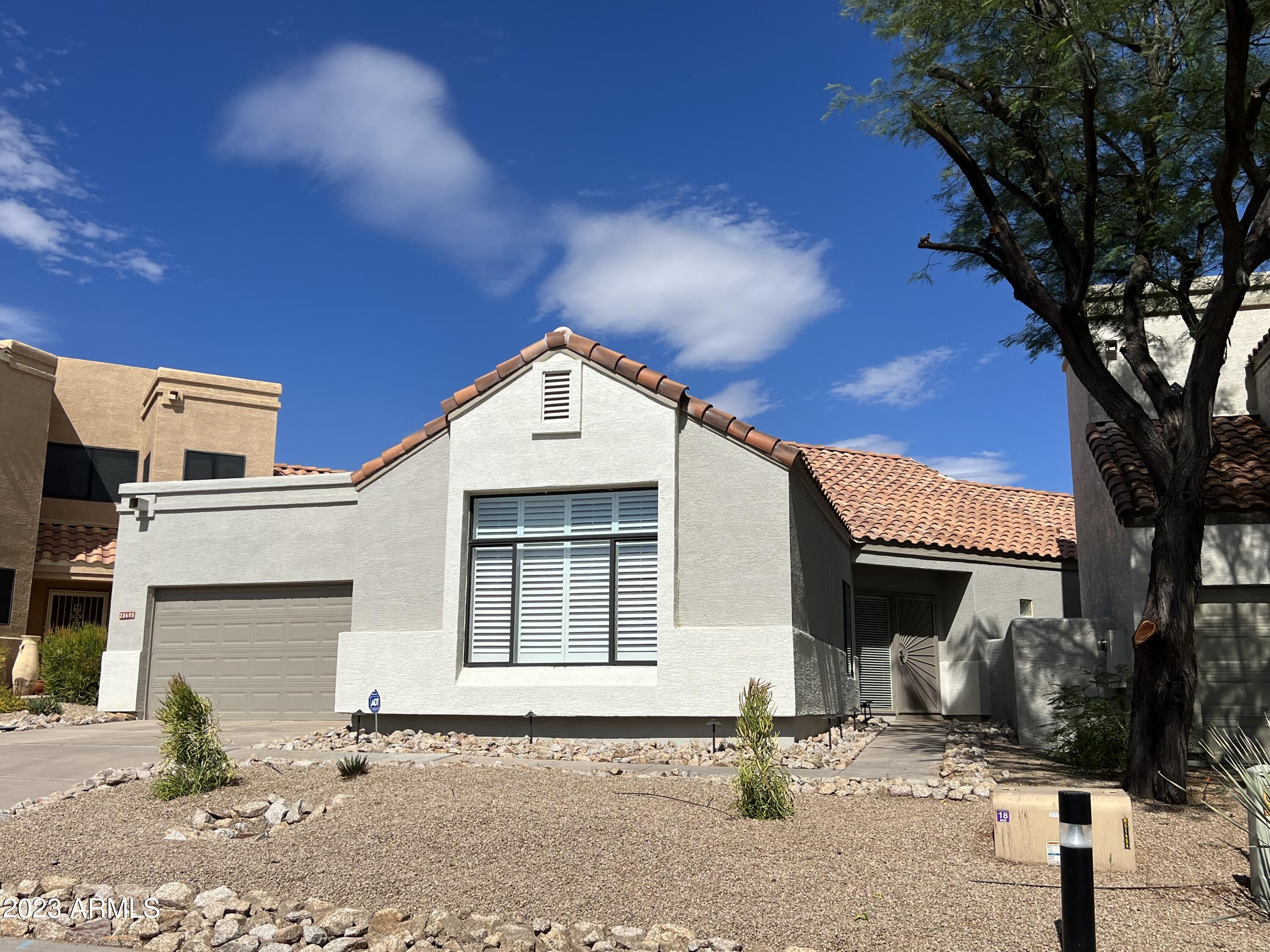 Scottsdale, Arizona 85255, United States, 2 Bedrooms Bedrooms, ,2 BathroomsBathrooms,Residential,Pending,219596