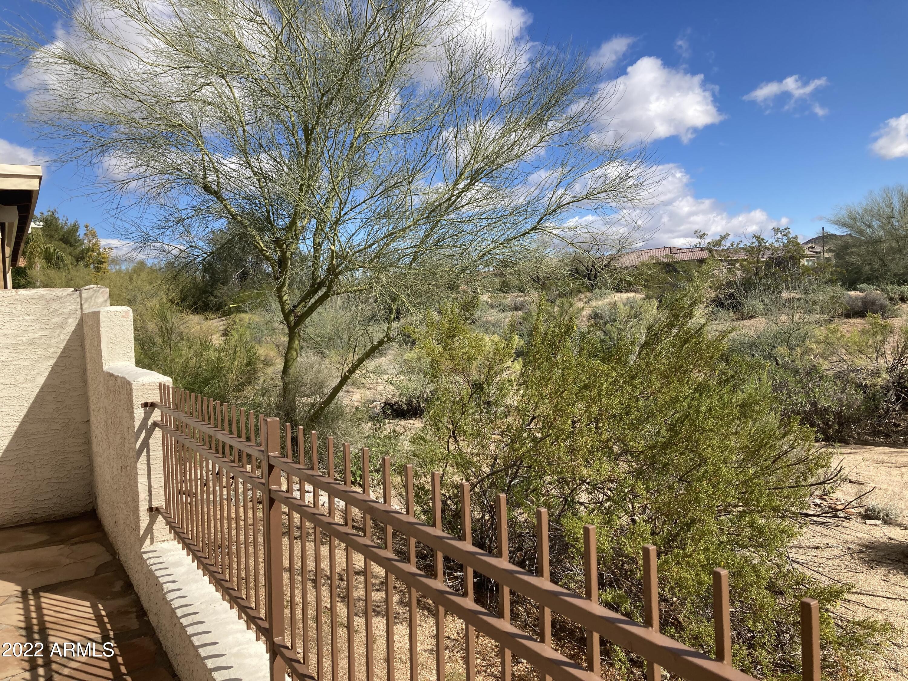 Scottsdale, Arizona 85255, United States, 2 Bedrooms Bedrooms, ,2 BathroomsBathrooms,Residential,Pending,219596