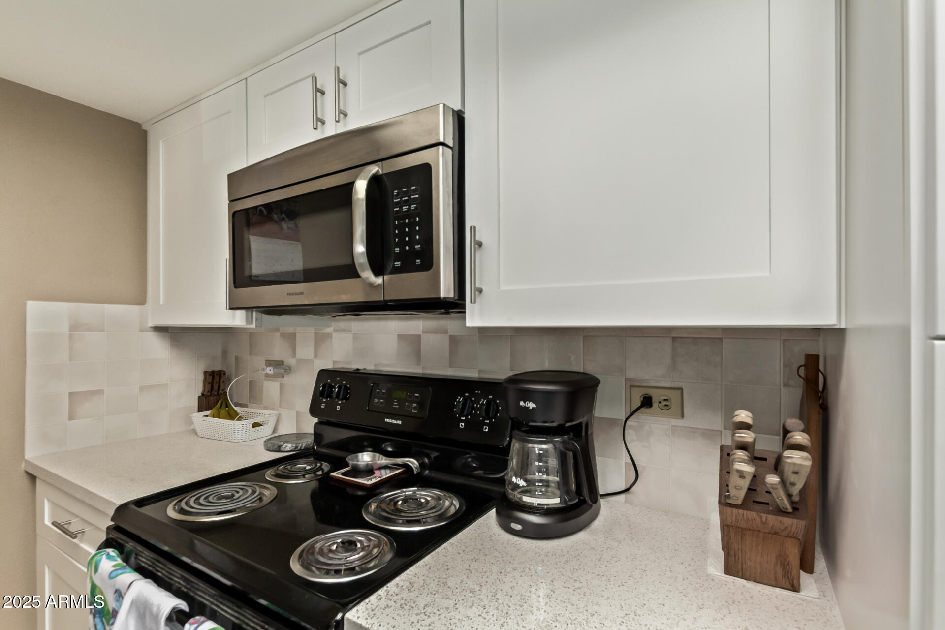 10410 N CAVE CREEK Road 1230