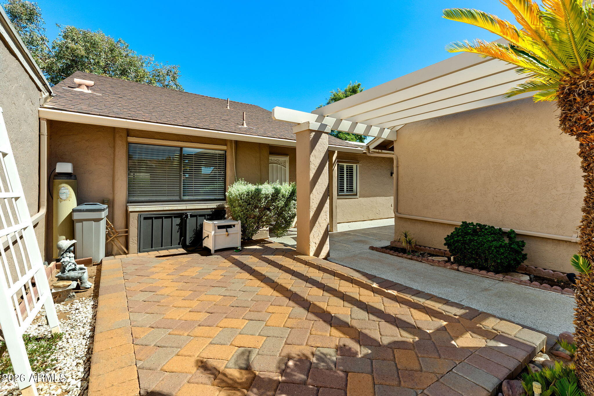 80 LEISURE WORLD --