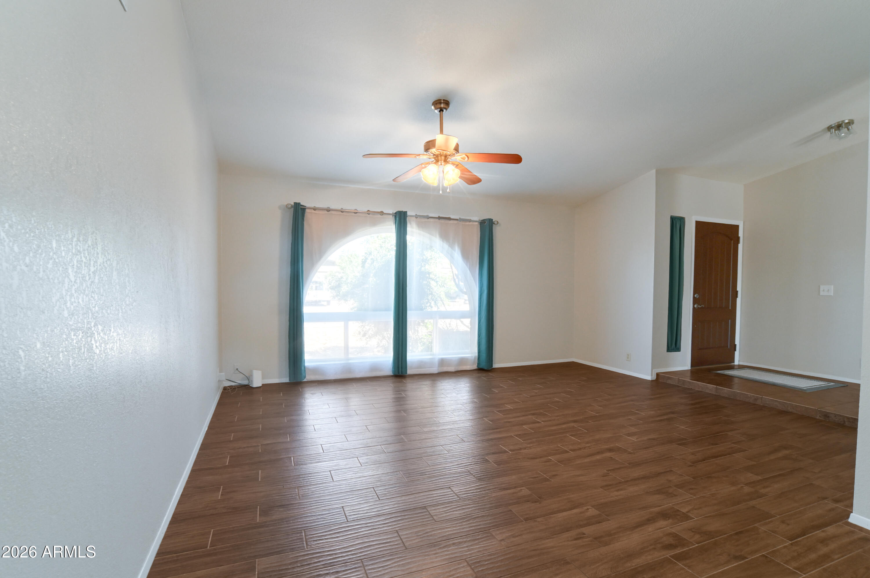 Properties 4 2421 W Brooks Street