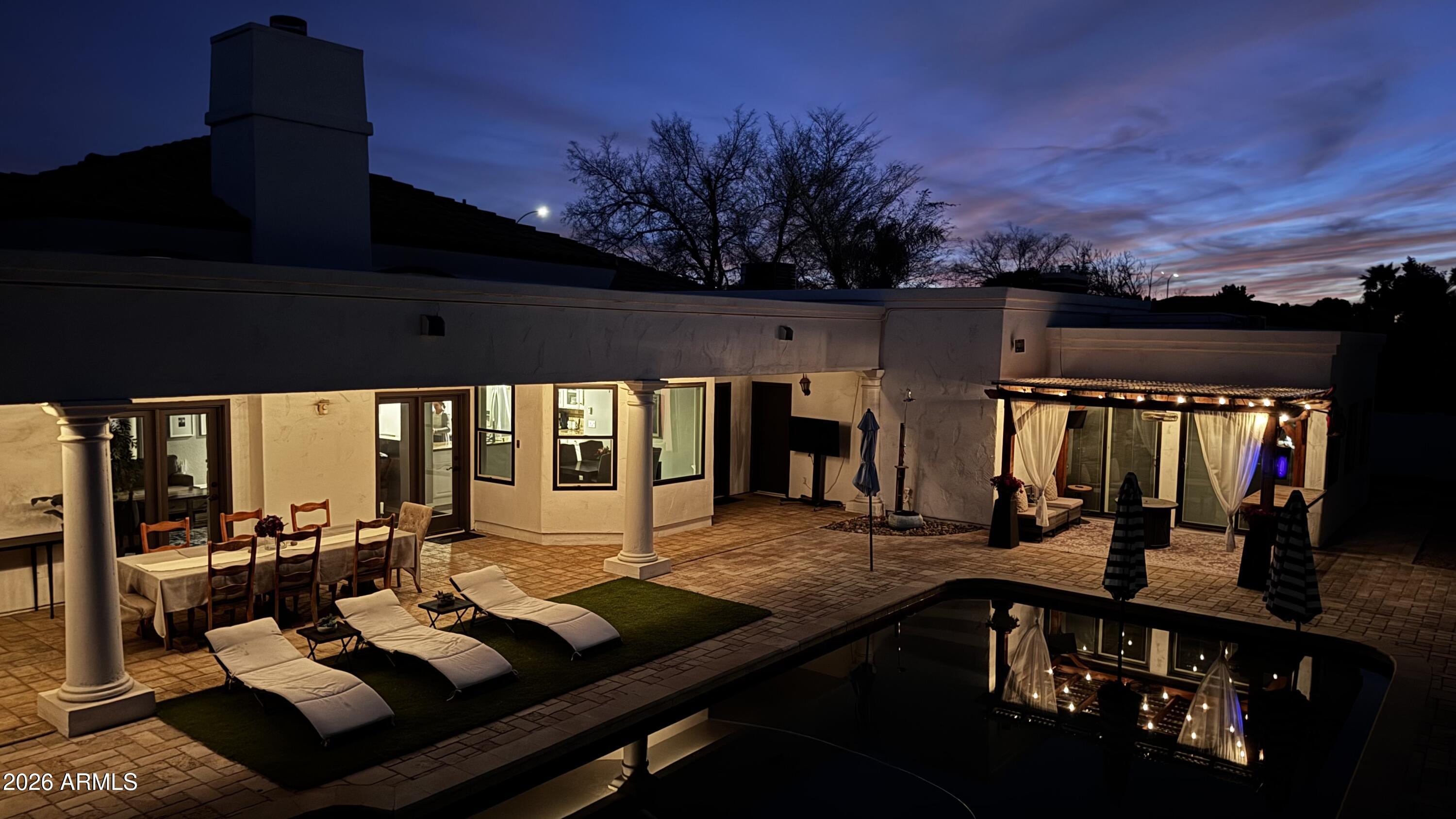 4038 E GLENCOVE Street