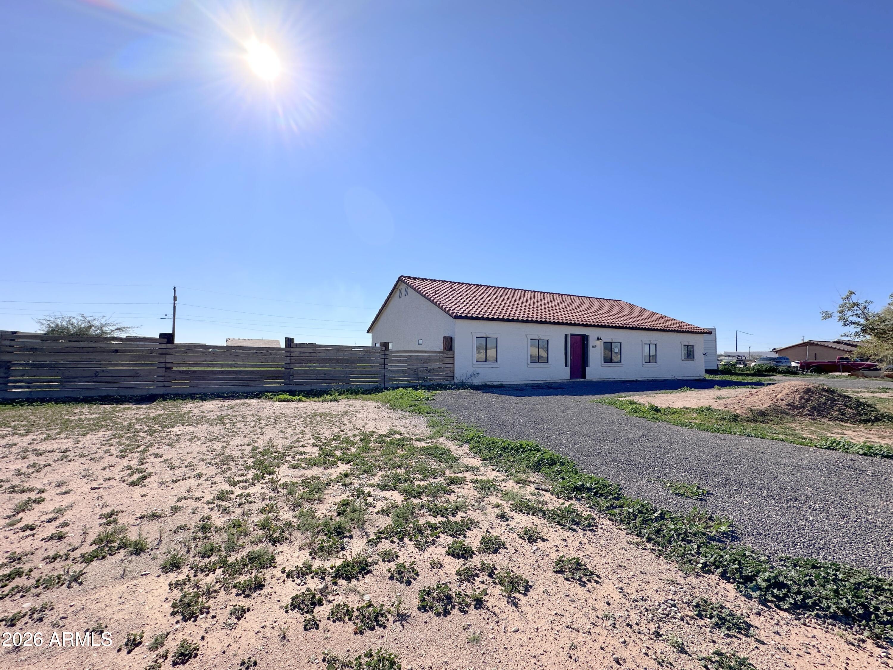 6519 E ROLLING RIDGE Road