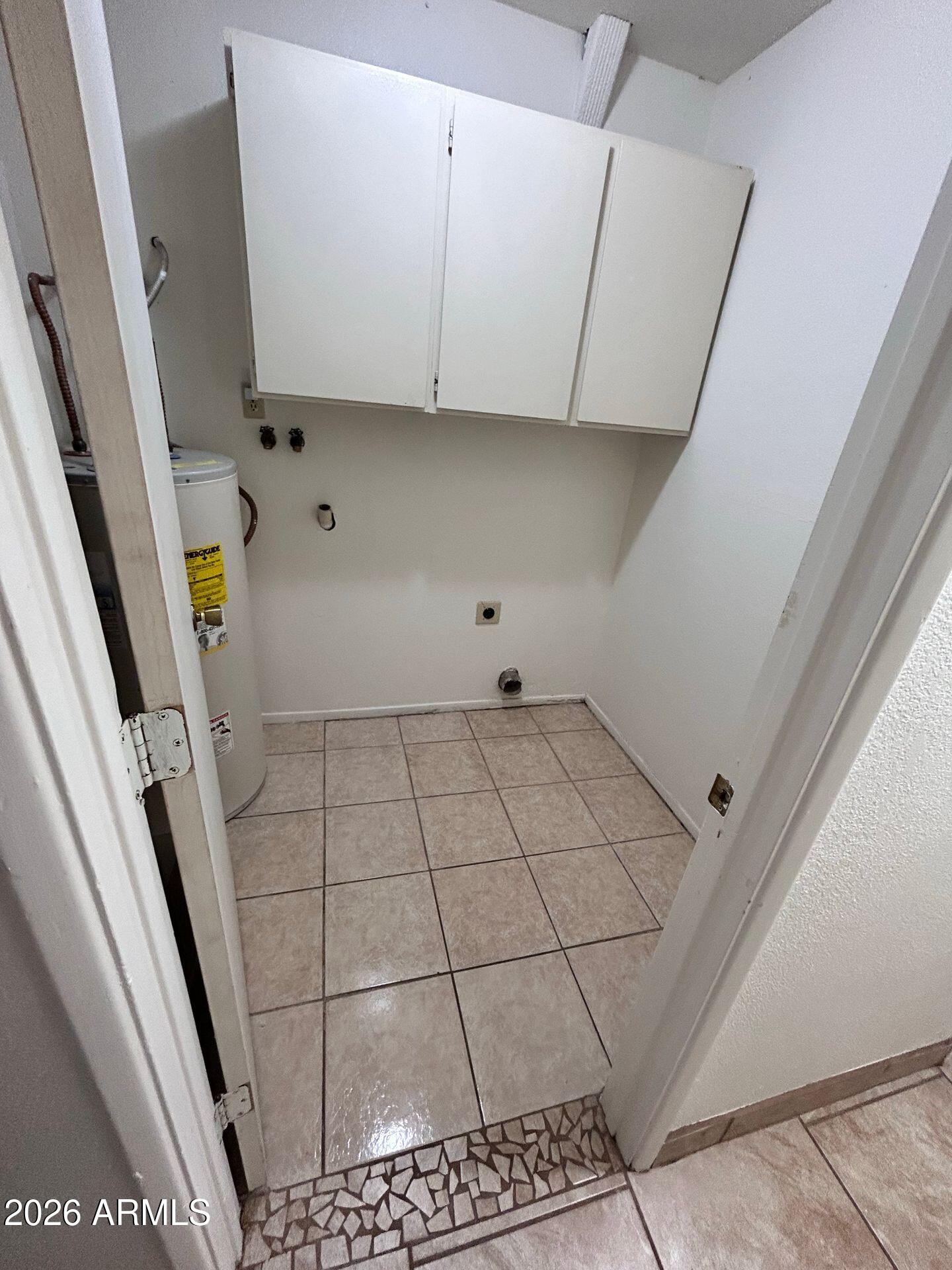 1132 PASEO JUANITA -- D