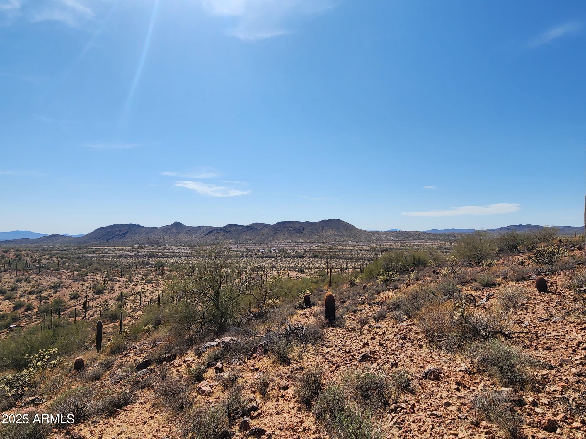 000 W Black Mountain Road 94
