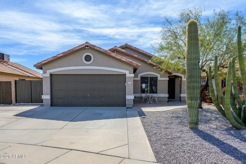 Photo of 1111 E Santa Cruz Lane, Apache Junction, AZ 85119 (MLS # 7001648)