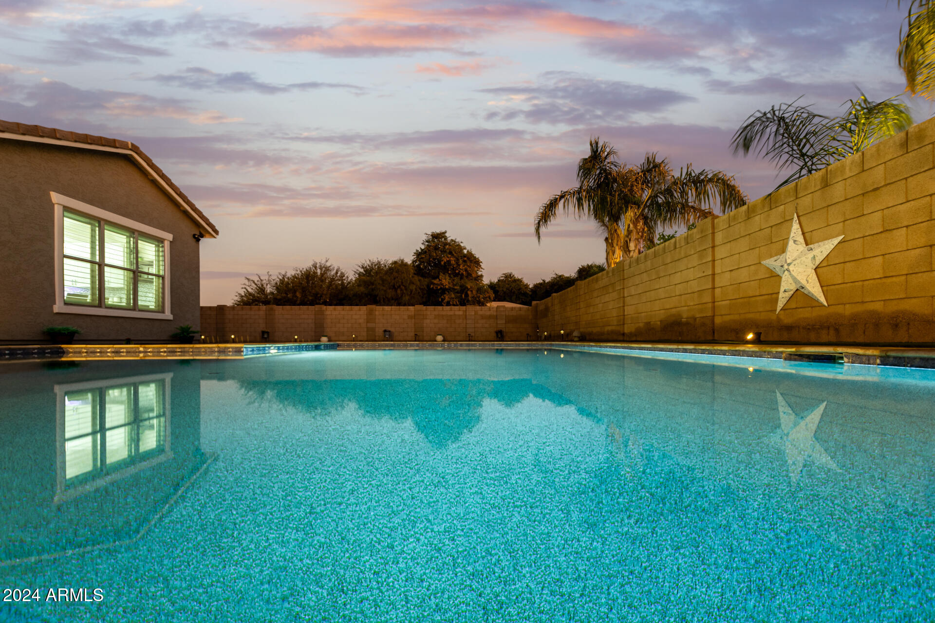18373 W SELLS Drive