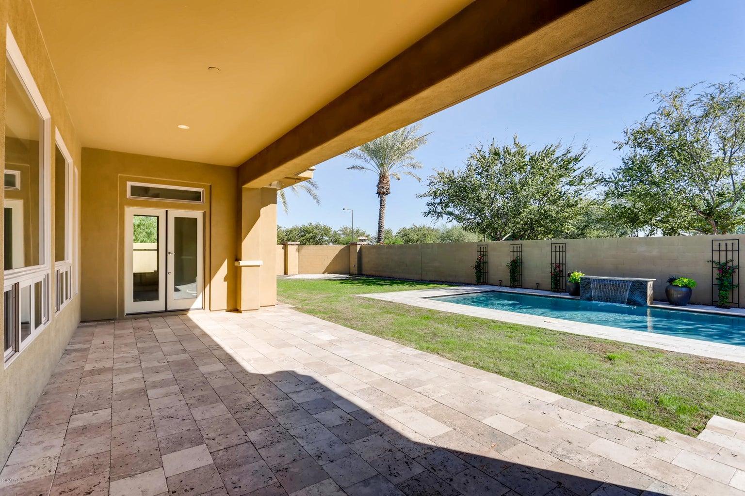 15865 W Vernon Avenue