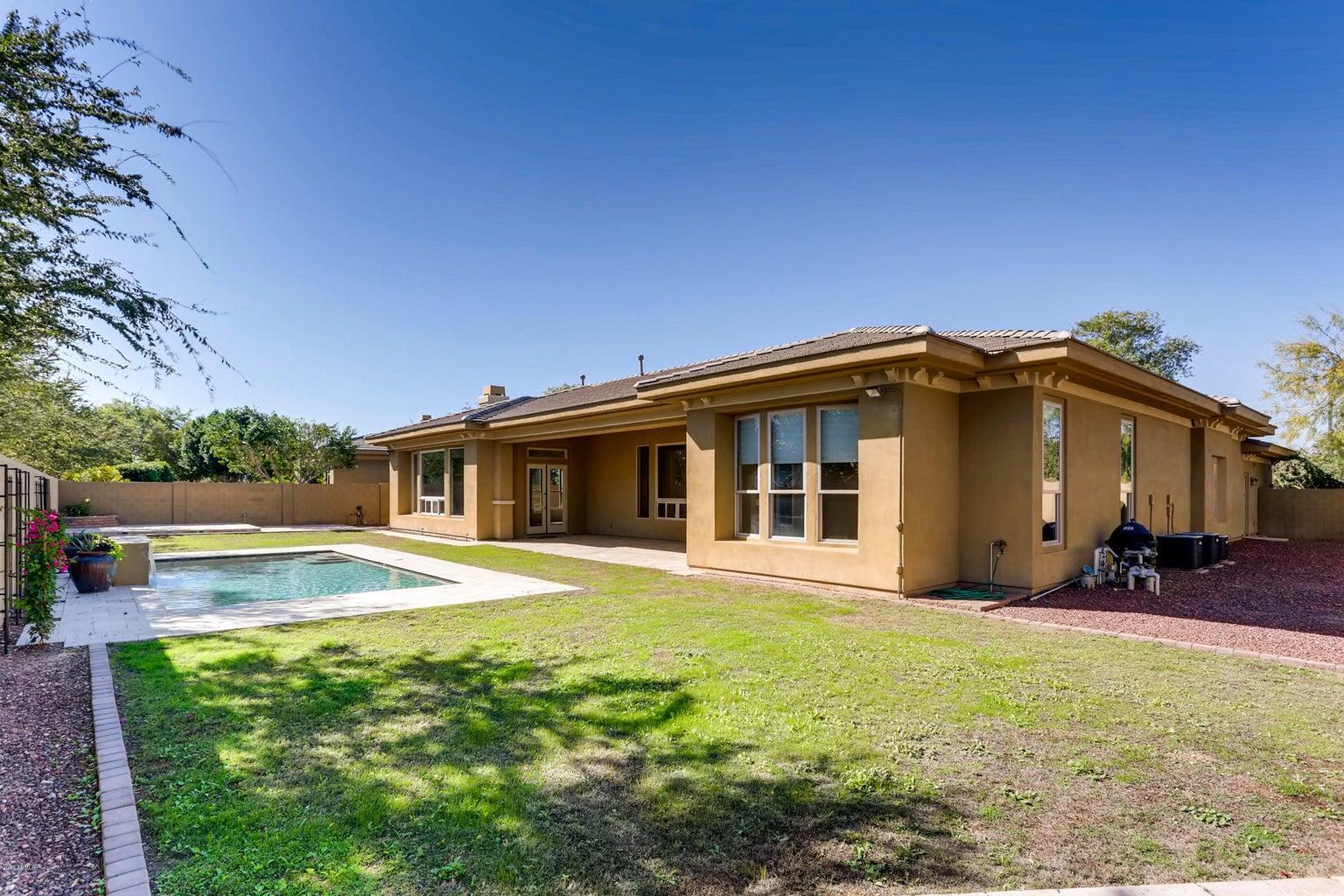 15865 W Vernon Avenue