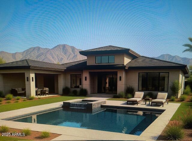 9015 W Roberta Lane
