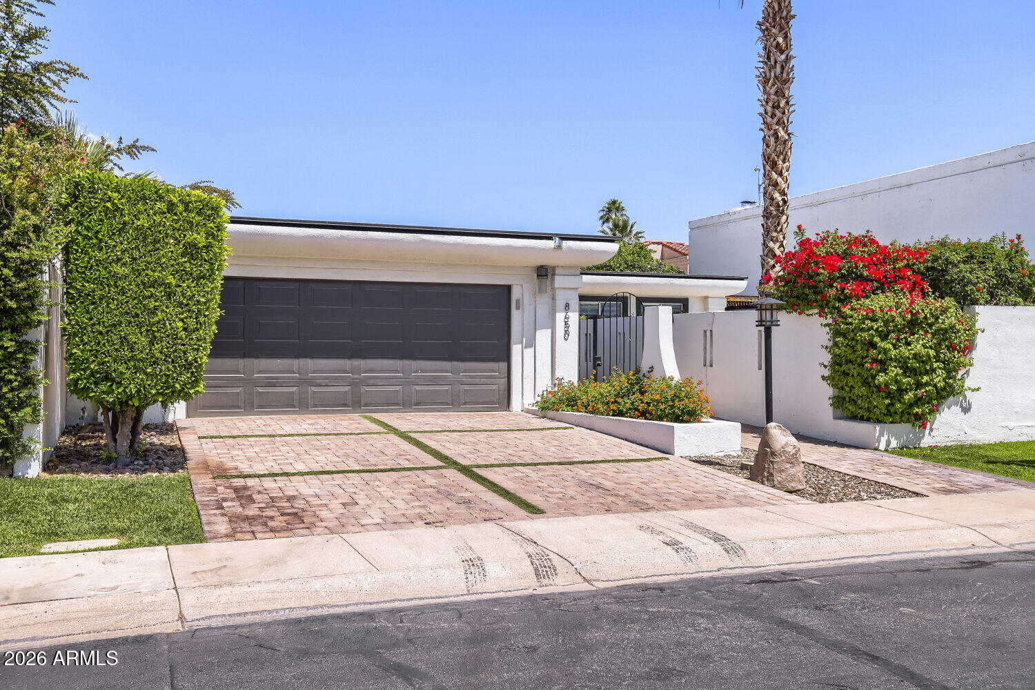 8650 E VIA DE LA ESCUELA Street