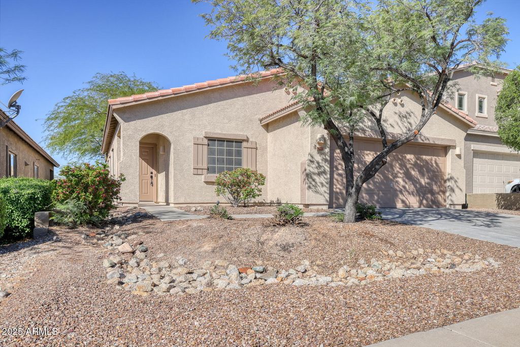 Photo of 41326 N Hudson Trail, Anthem, AZ 85086 (MLS # 6935170)