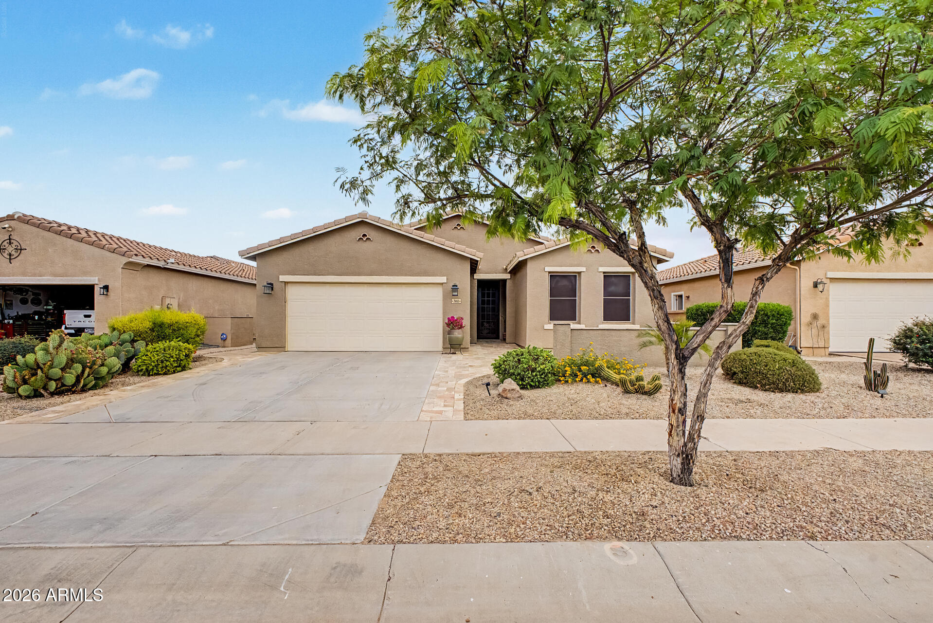 2606 E SAN PAULO Drive