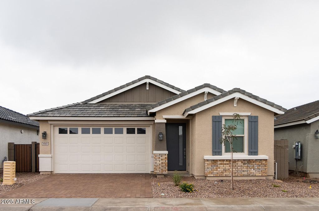 Photo of 9969 W Flower Street, Avondale, AZ 85392 (MLS # 6950874)