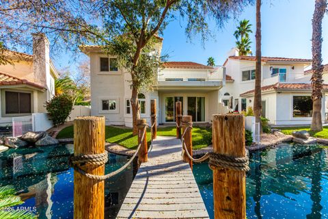 522 S MARINA Drive Gilbert AZ 85233