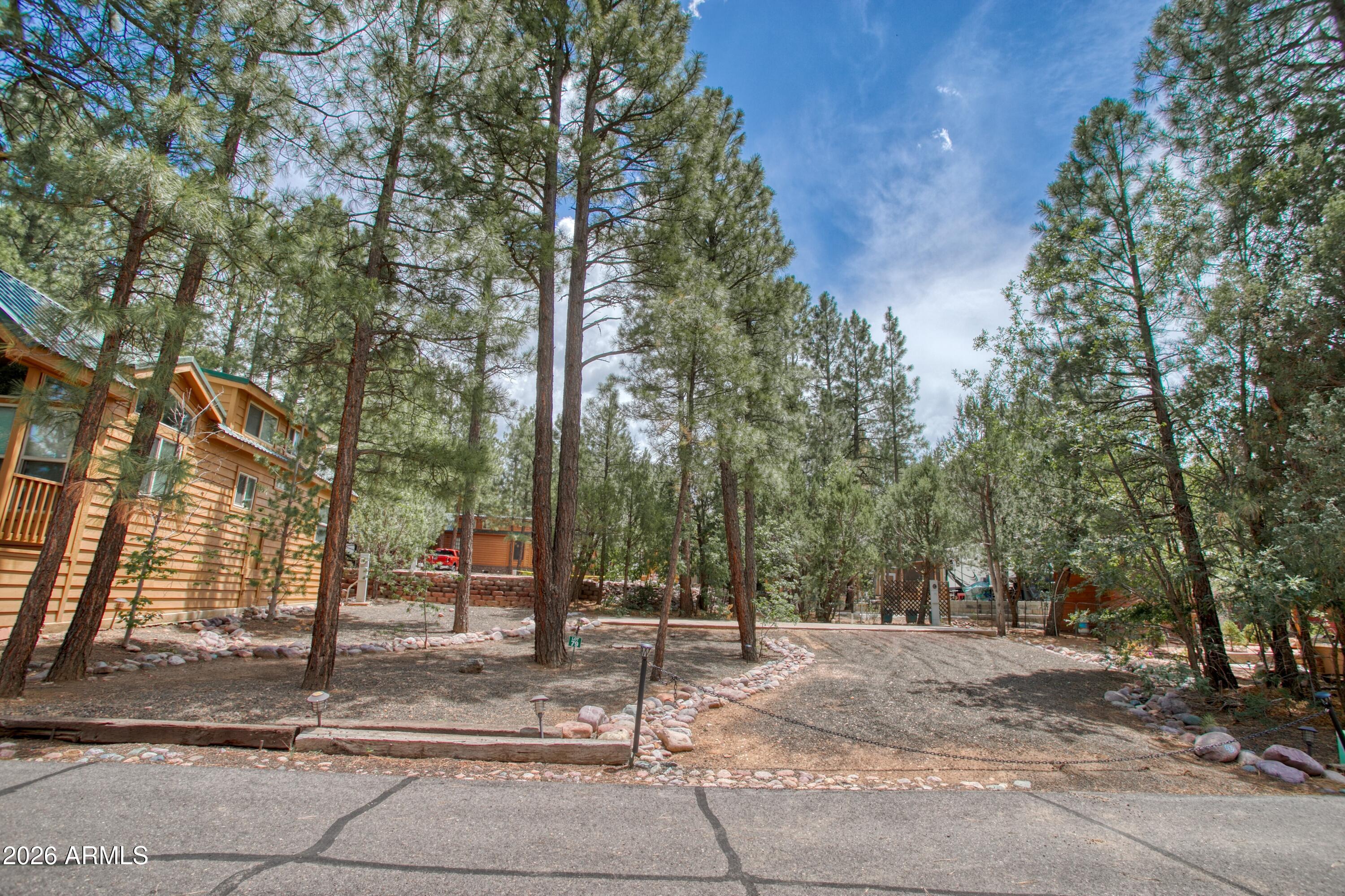 2191 E HANGING TREE Trail 79
