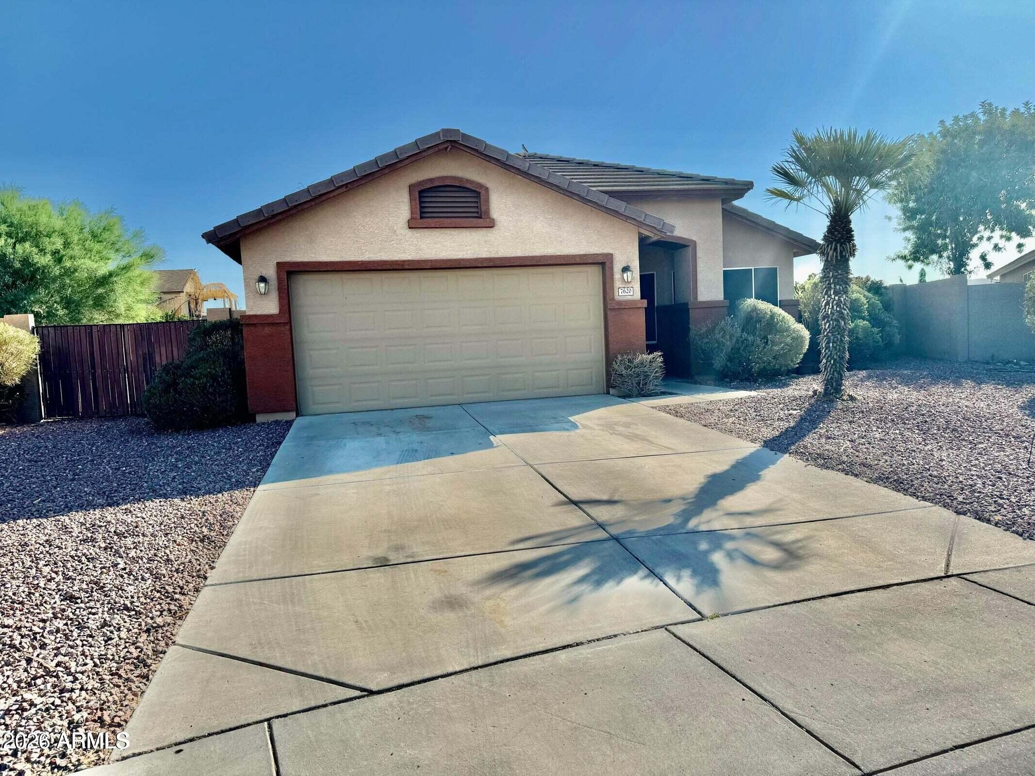 7620 W FOOTHILL Drive