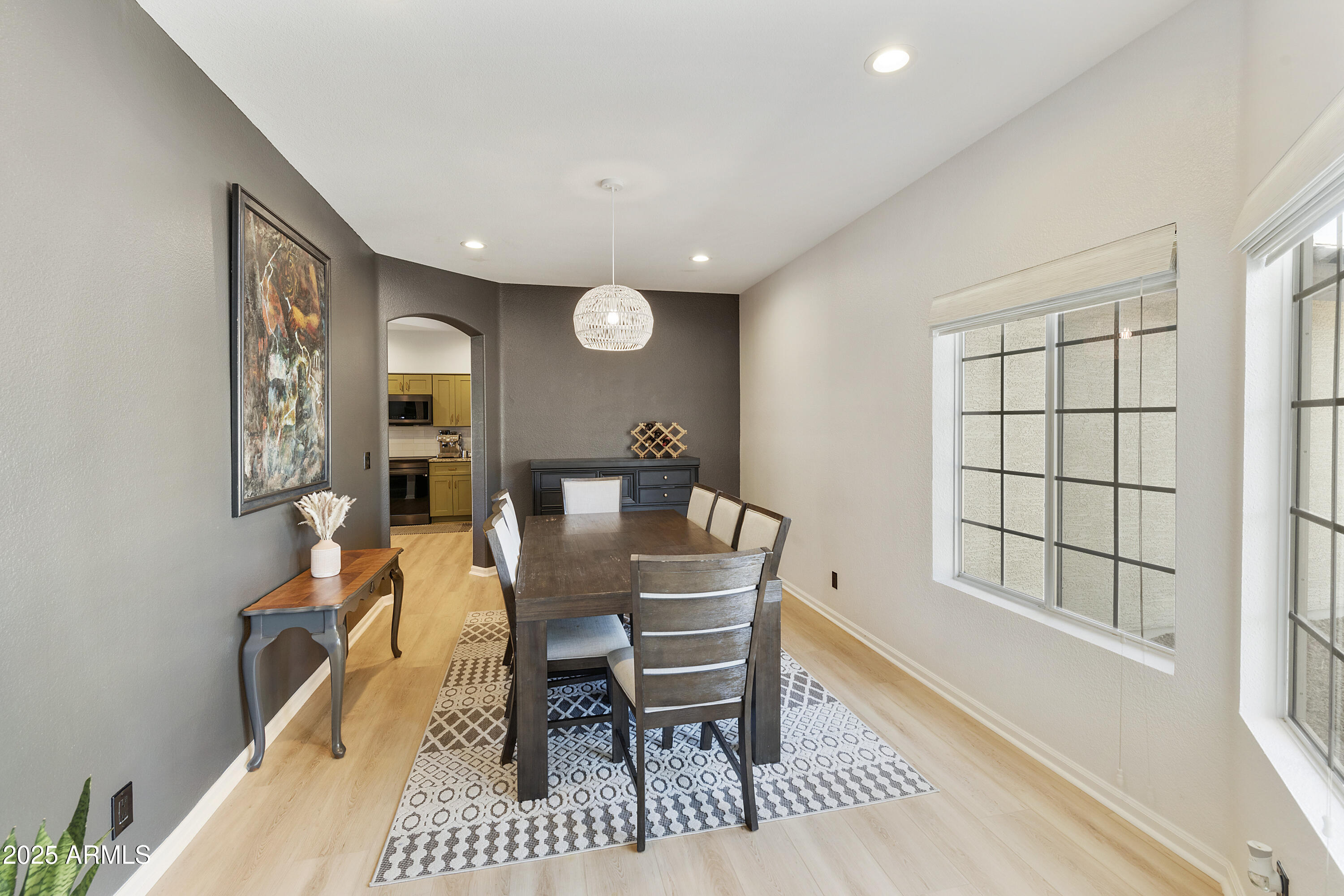 493 E BAYLOR Lane
