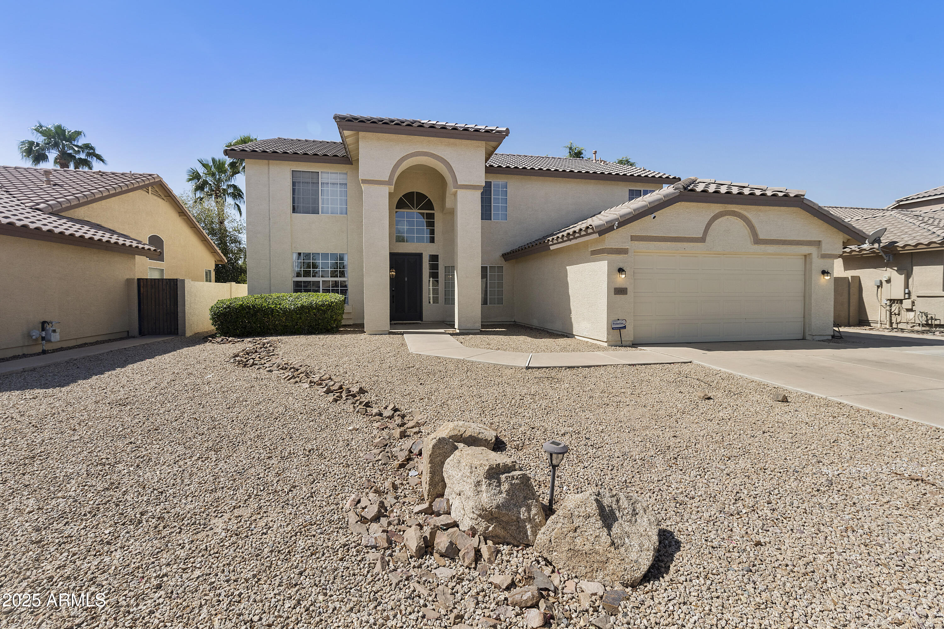 493 E BAYLOR Lane