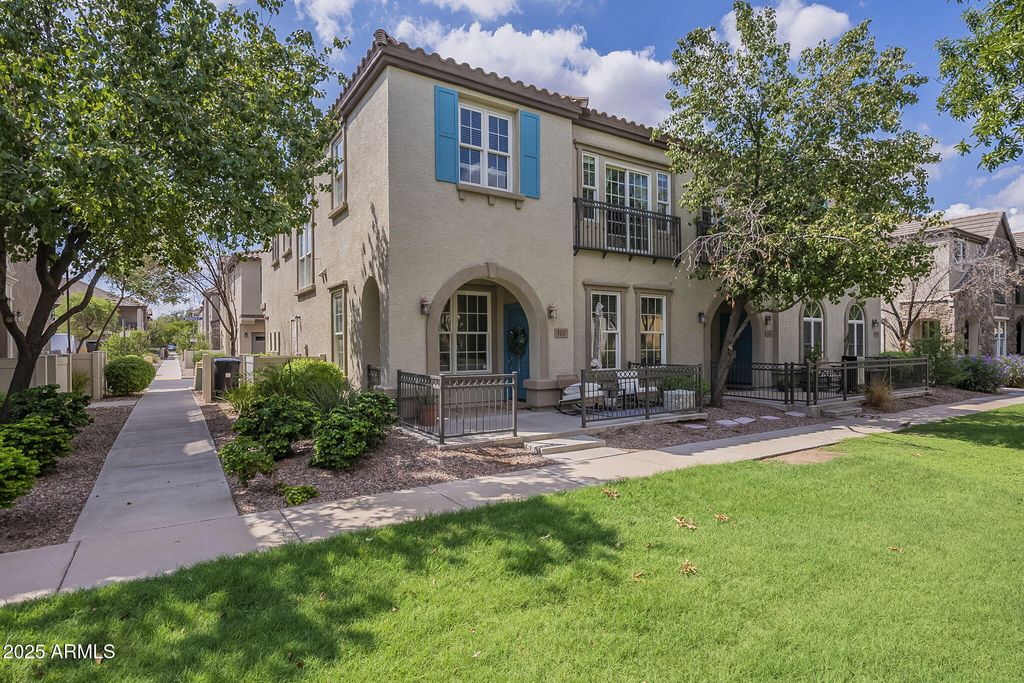 Photo of 4758 E Waterman Street #101, Gilbert, AZ 85297 (MLS # 6917959)
