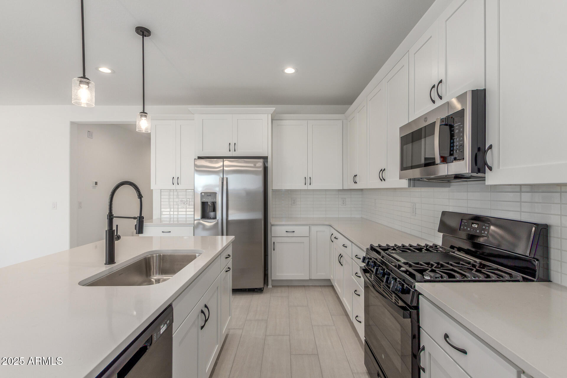 5424 W MANZANITA Drive