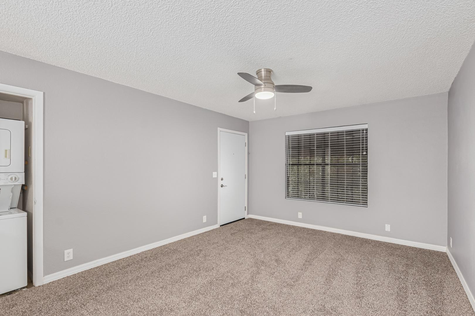 1077 W 1st Street Apt 203