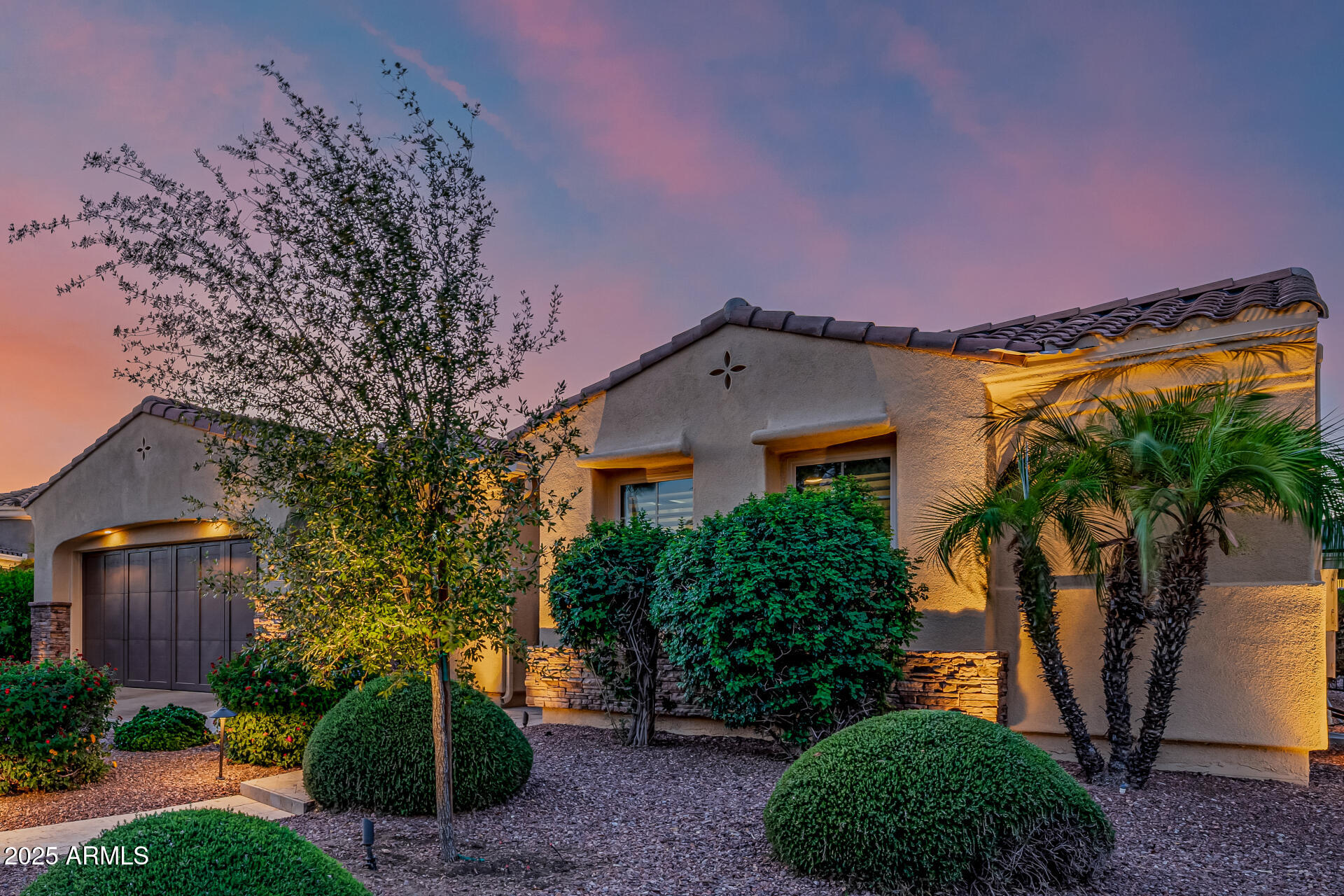 13716 W NOGALES Drive