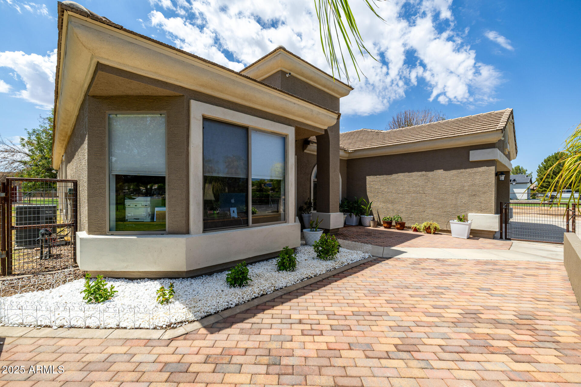 3785 E VIA DEL RANCHO Road