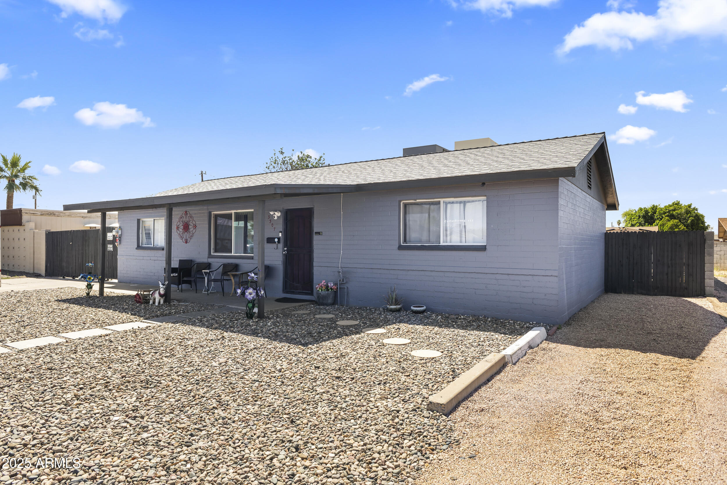3307 W WILLOW Avenue