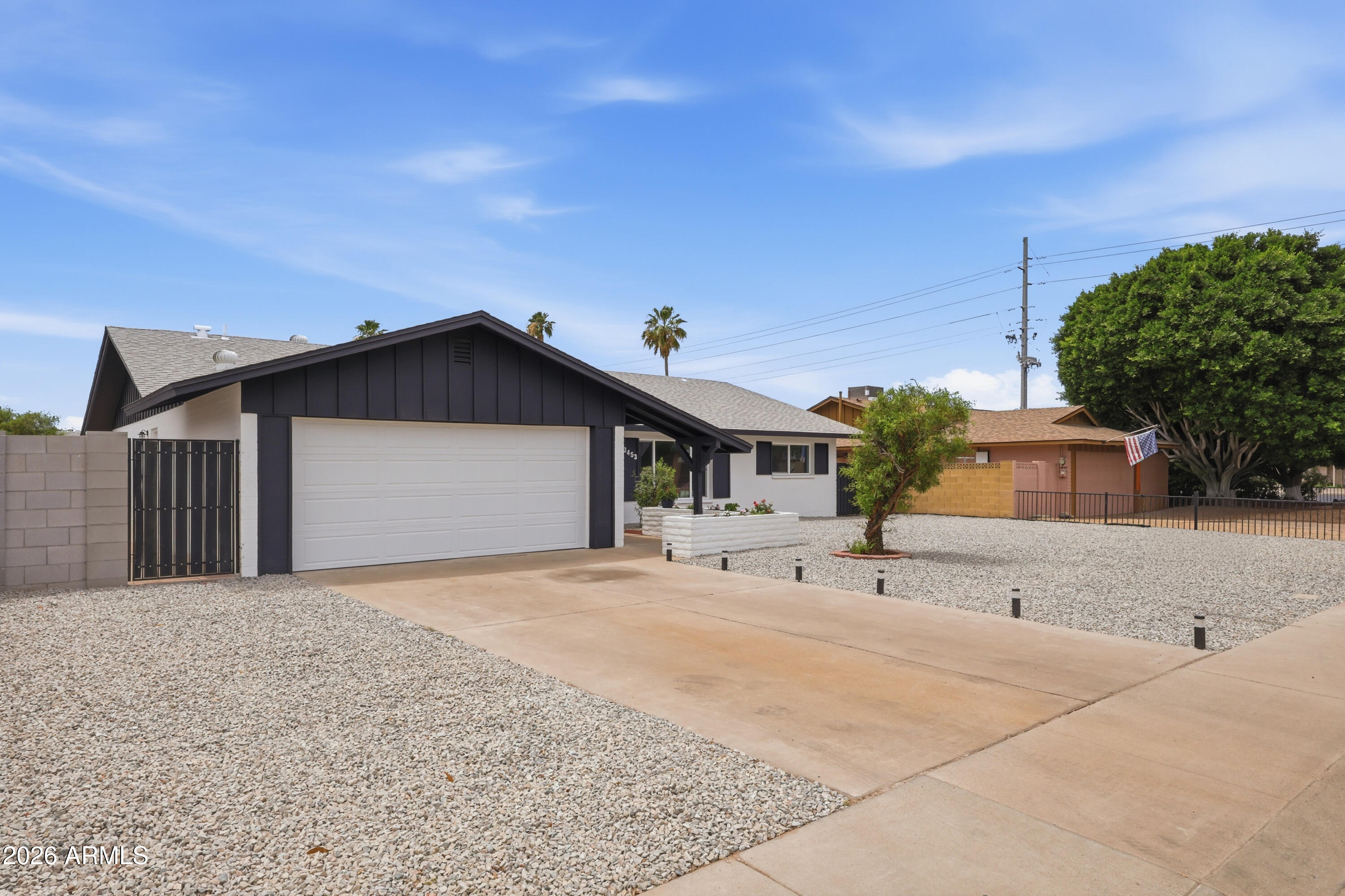 3453 W HEARN Road
