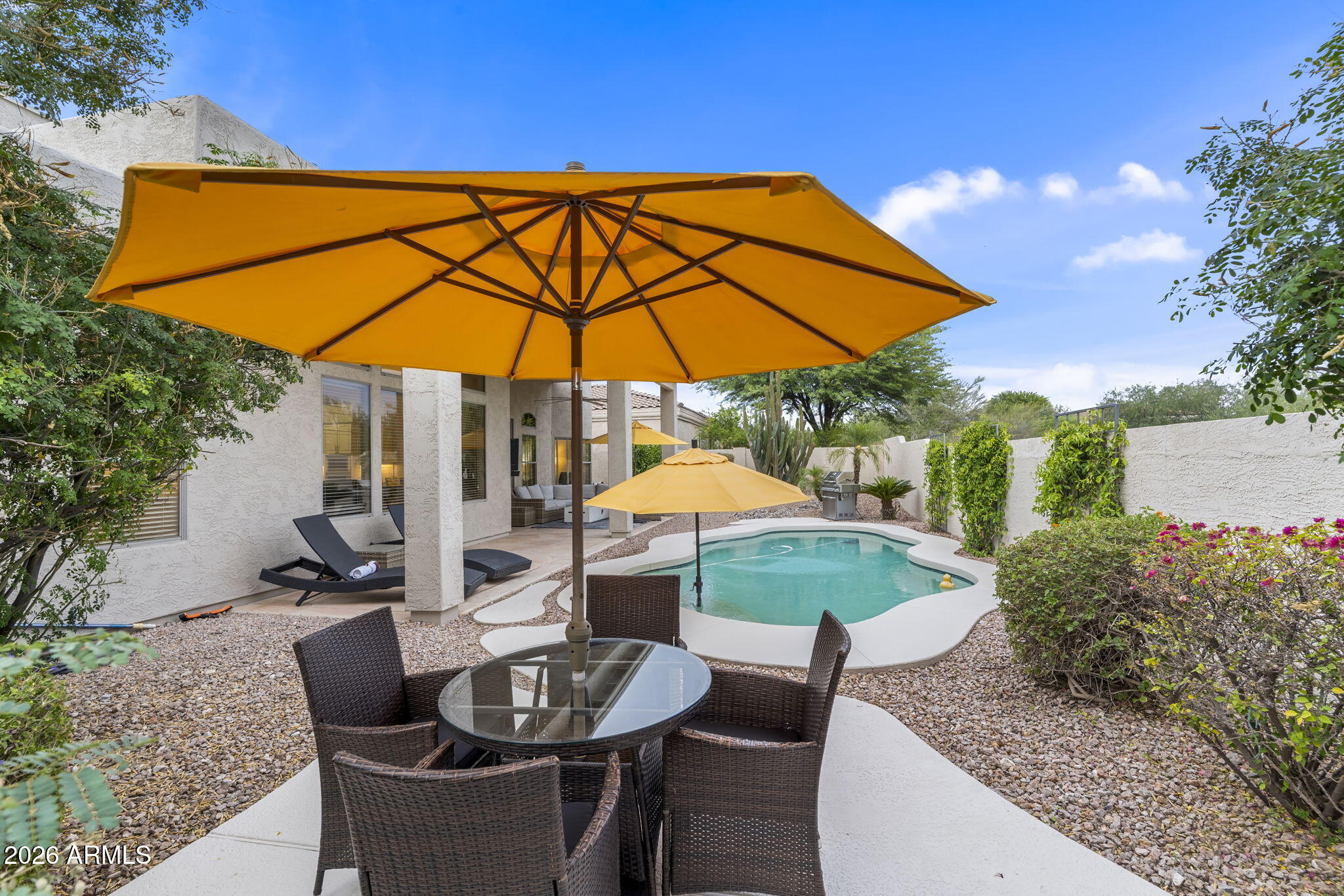 La Vista - Residential