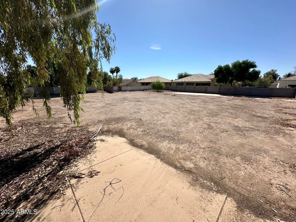 Photo of 224 S Cooper Road #0, Chandler, AZ 85249 (MLS # 6933037)