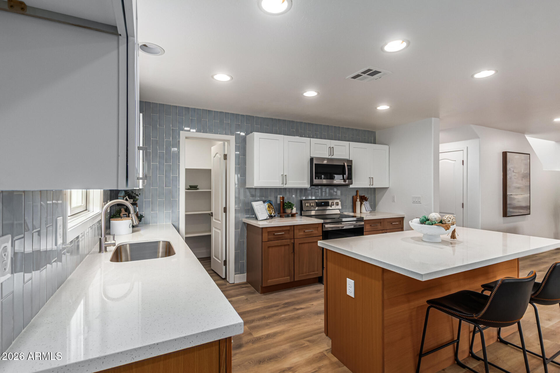 18109 W BRIDGER Street