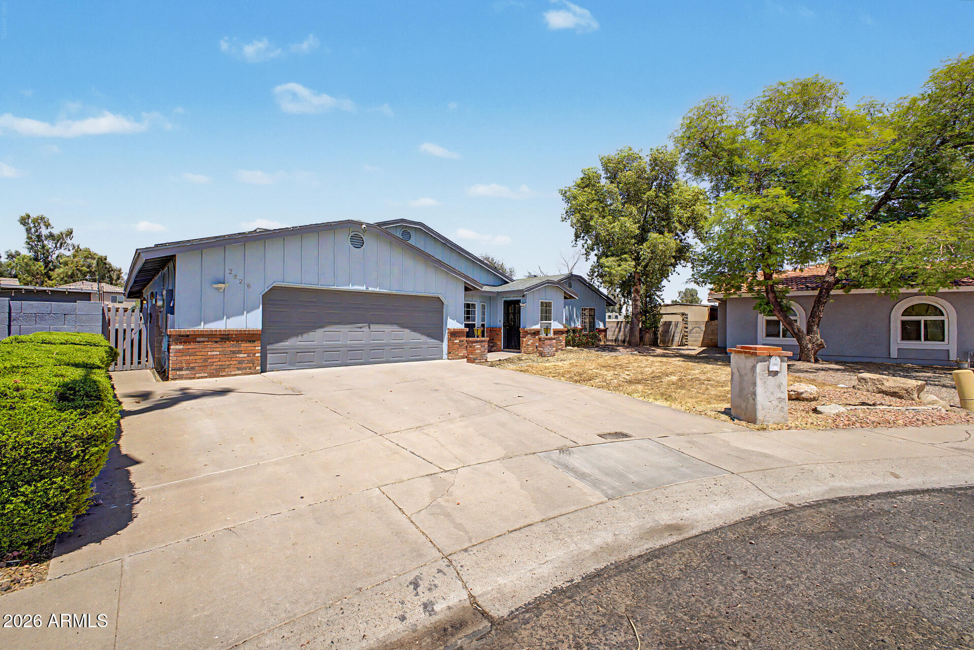 2828 W NORTHVIEW Avenue