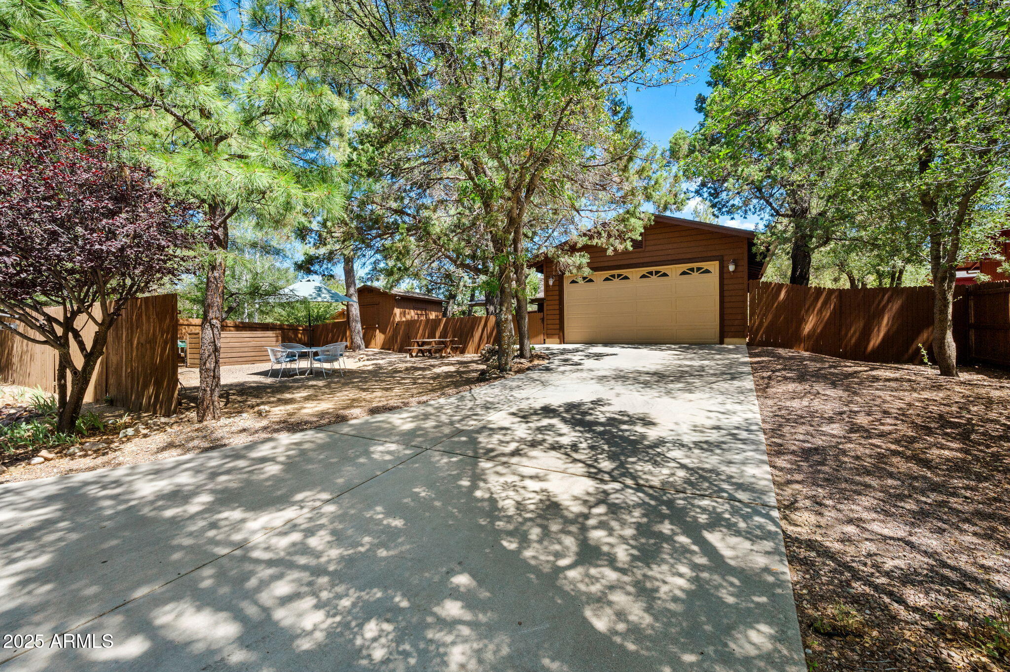 1176 E ELK Trail
