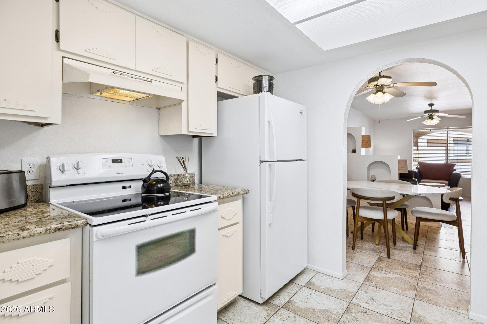 12635 N LA MONTANA Drive 2