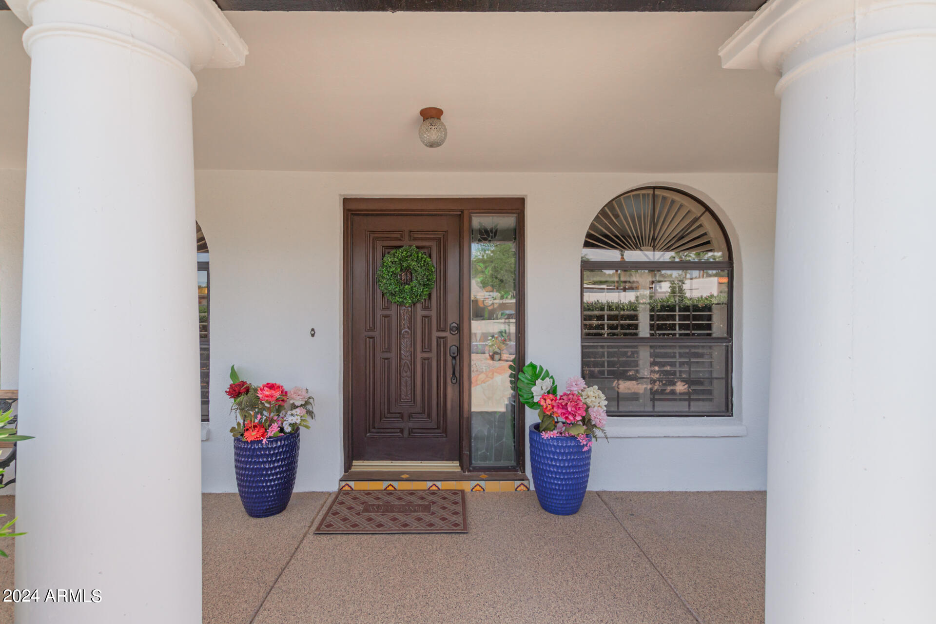 250 E VOLTAIRE Avenue