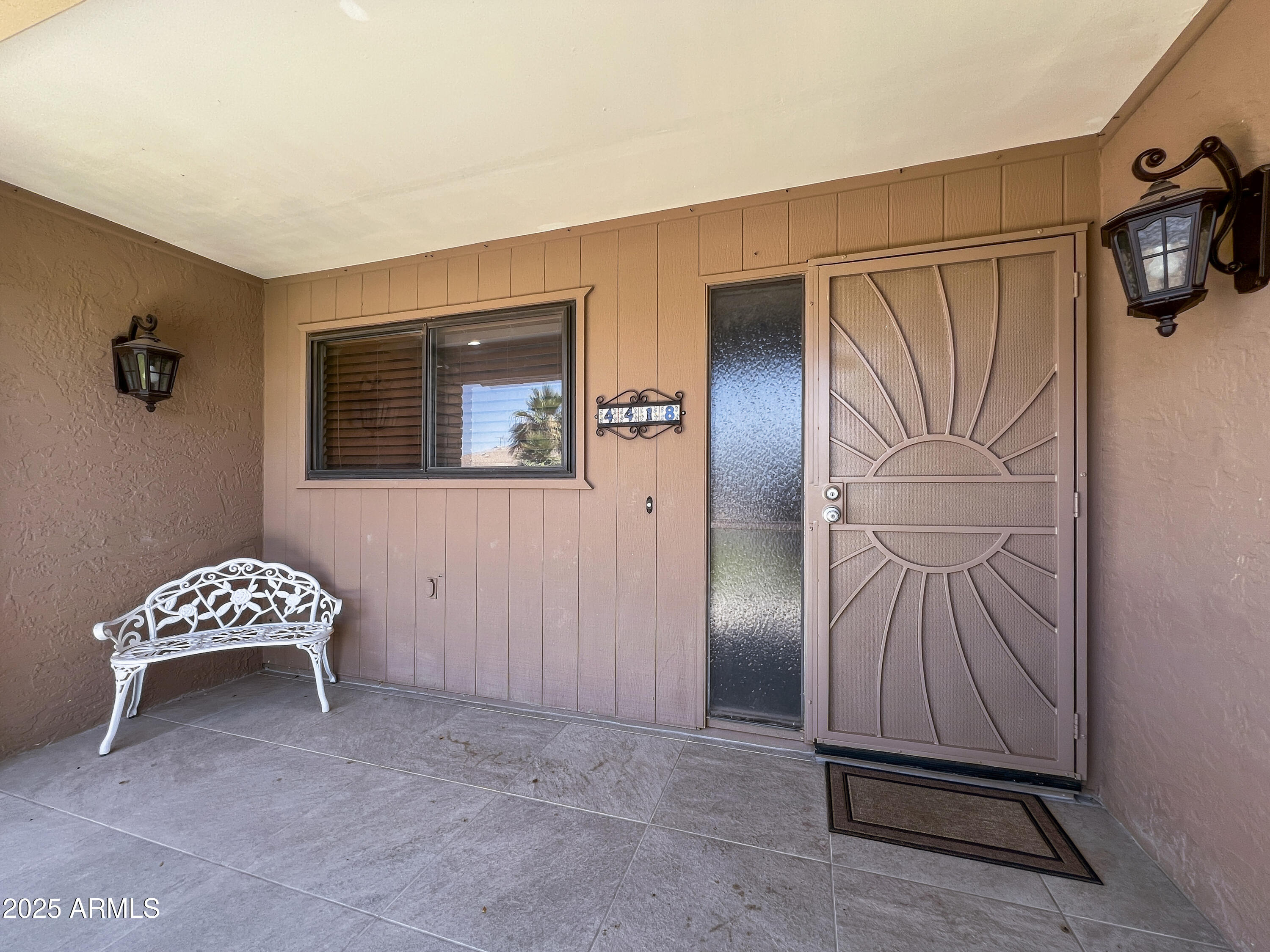 4418 W CORRINE Drive