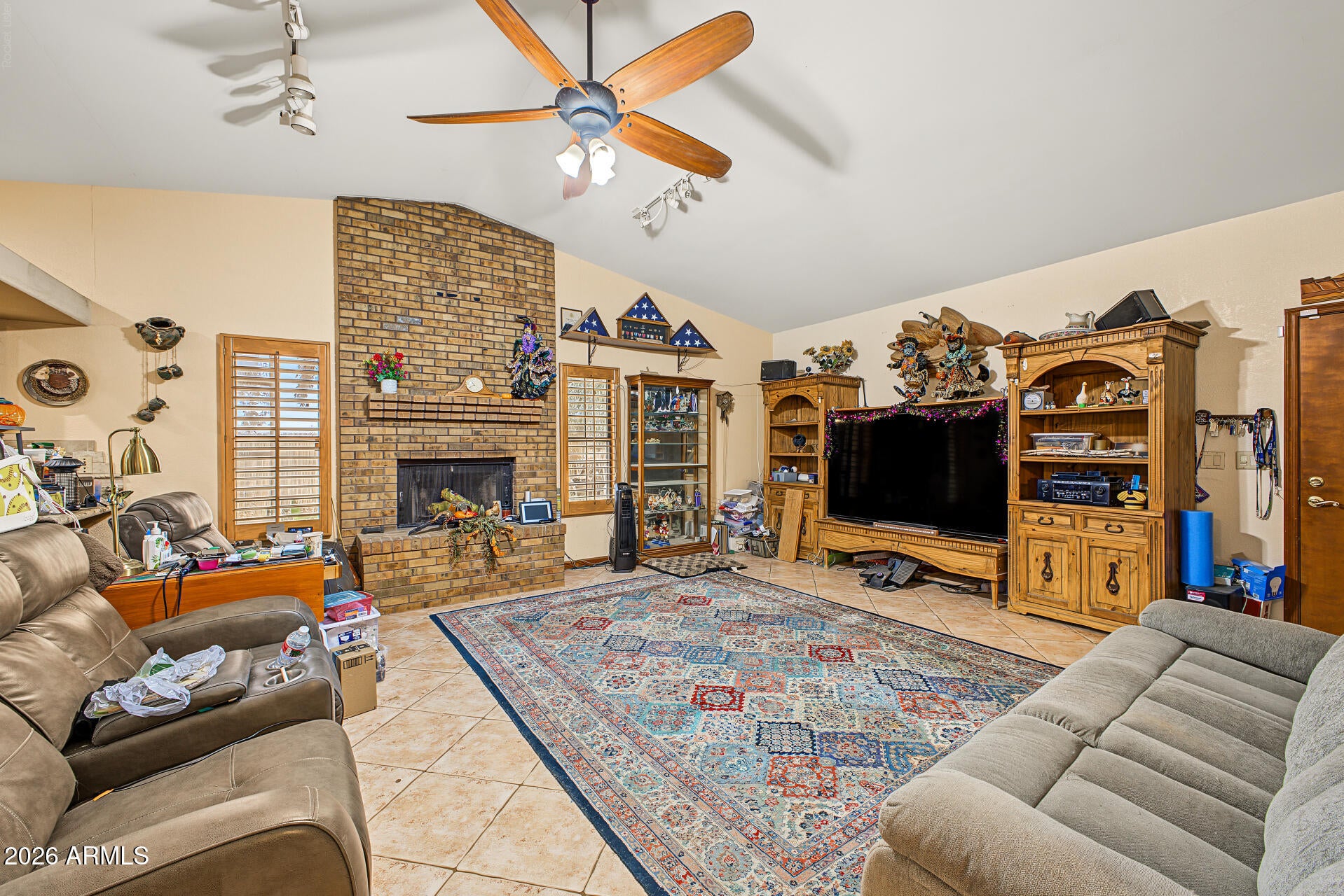 12115 E ORIOLE Way