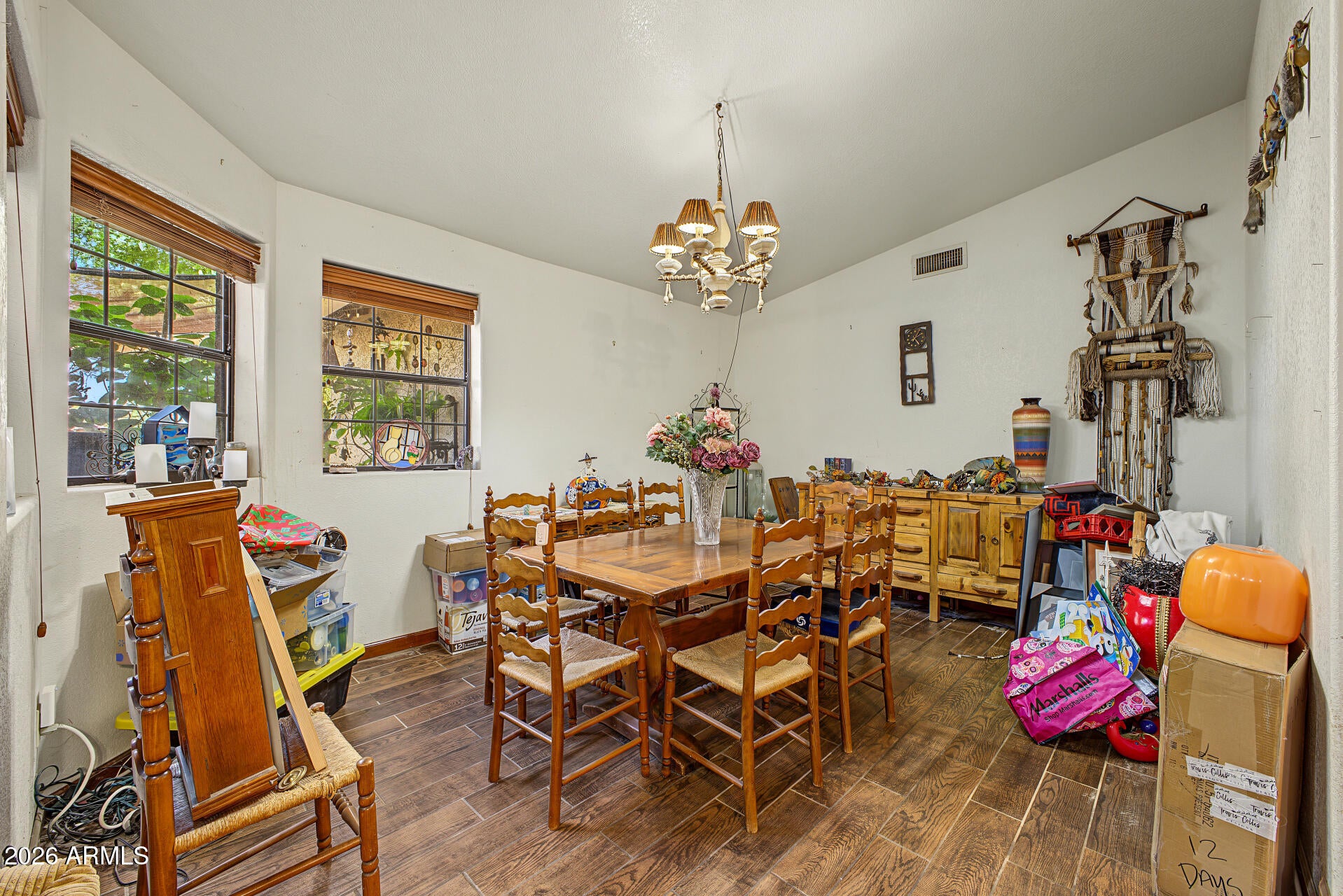 12115 E ORIOLE Way