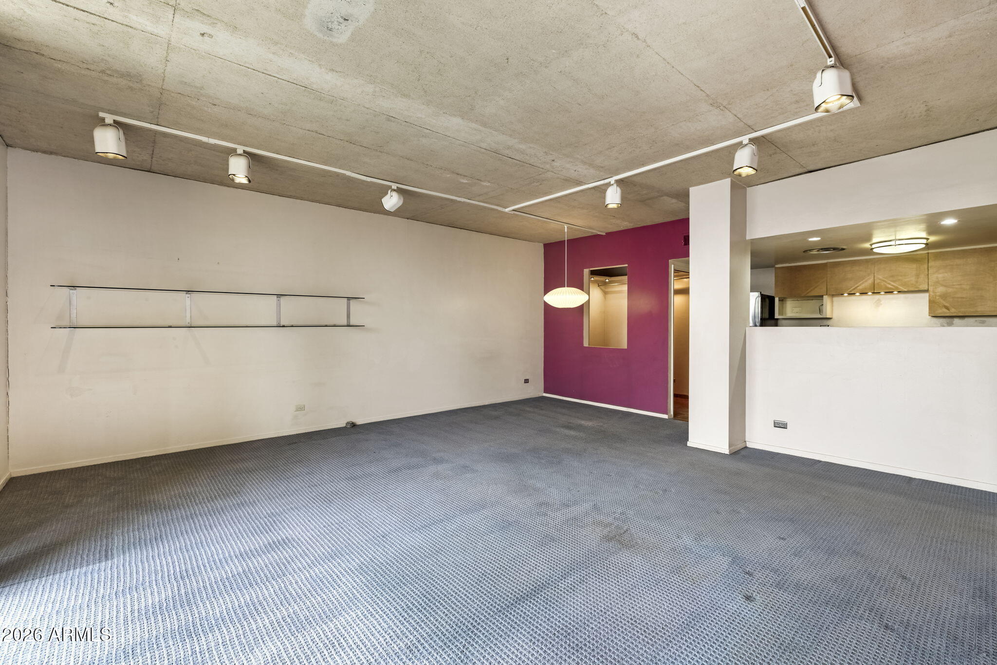 207 W CLARENDON Avenue 3H