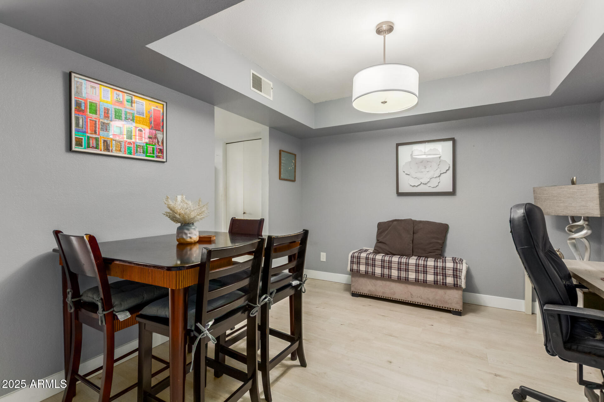 2232 W LINDNER Avenue 2