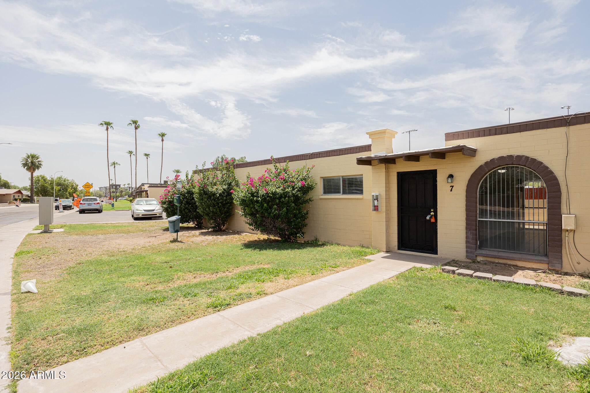 388 N COMANCHE Drive 7