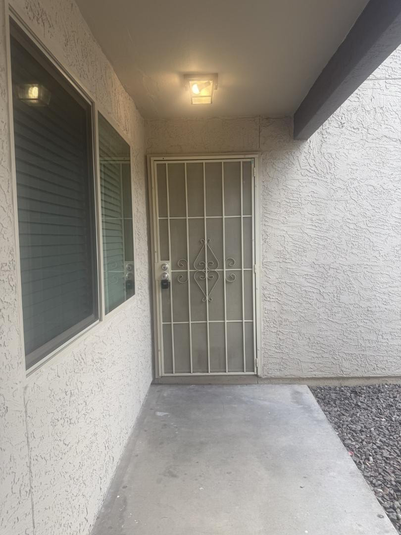 520 N Stapley Drive 116
