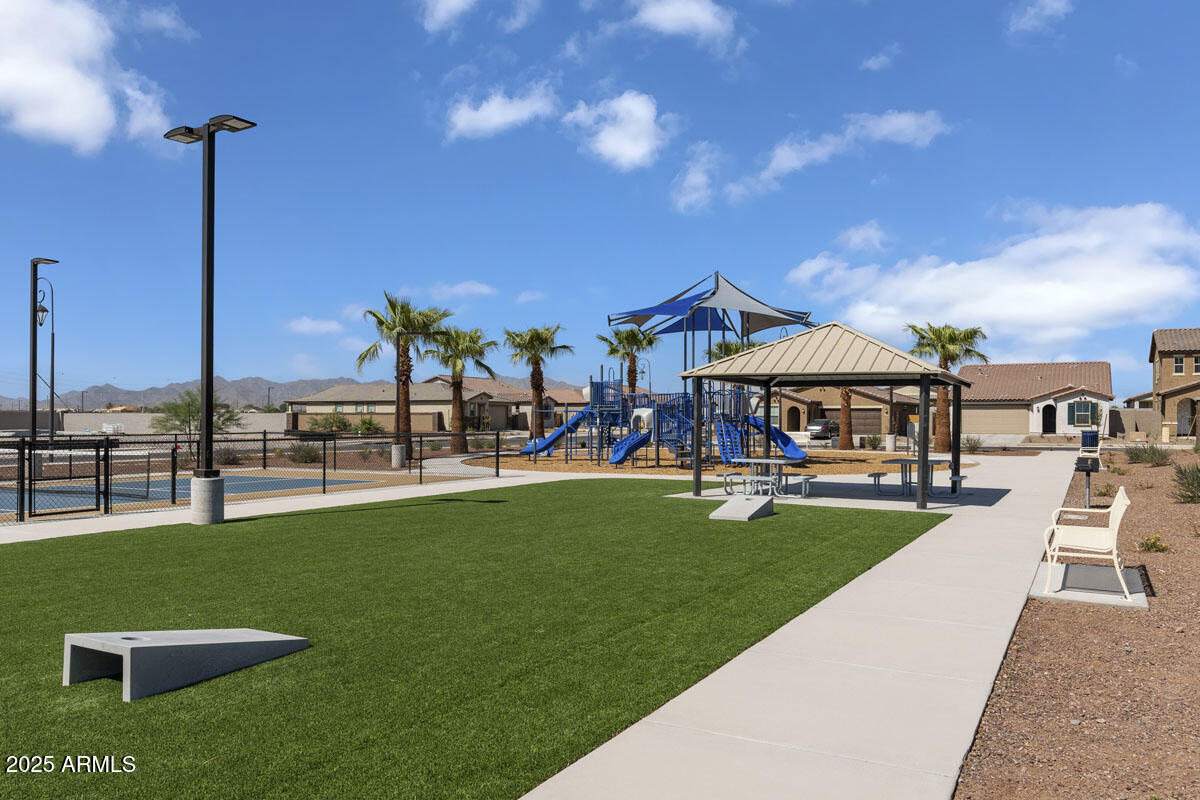 Homes 4 18158 W PAPAGO Street