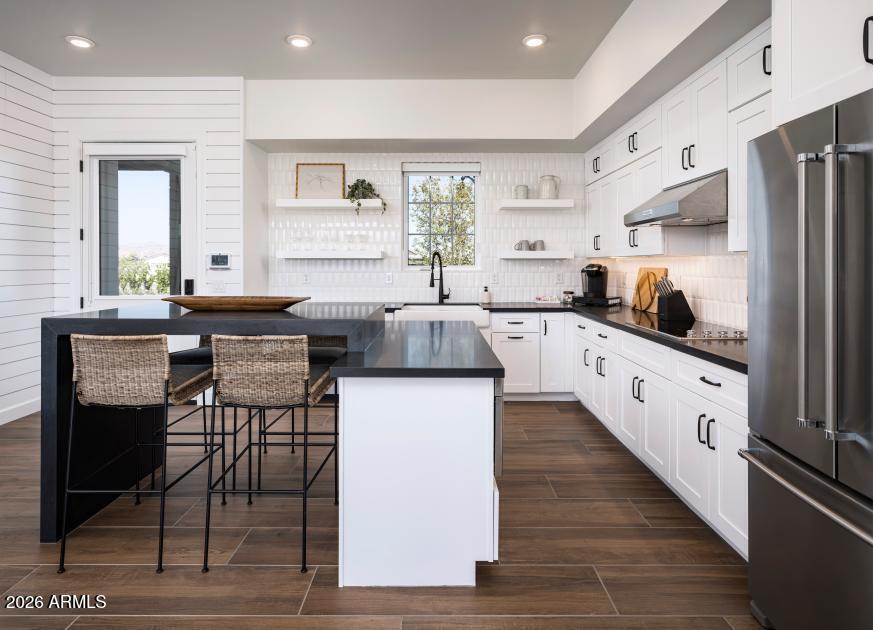 11800 N GREENWICH Boulevard 106