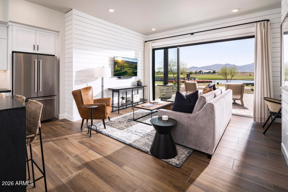 11800 N GREENWICH Boulevard 106