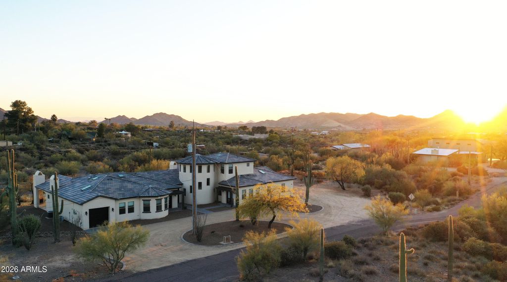 Photo of 6737 E Rockaway Hills Drive, Cave Creek, AZ 85331 (MLS # 6912562)