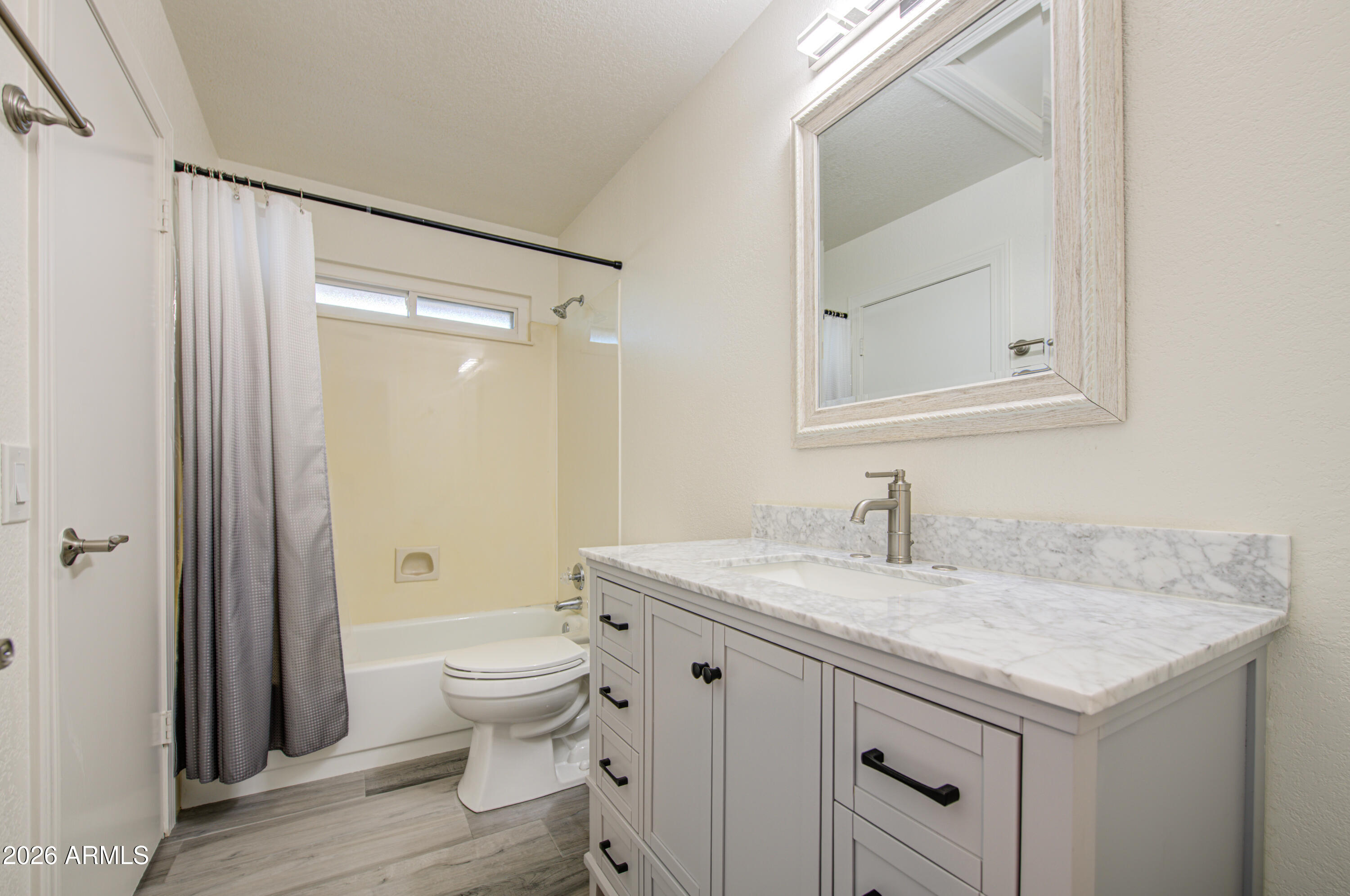 KNOELL EAST UNIT 7 - Residential